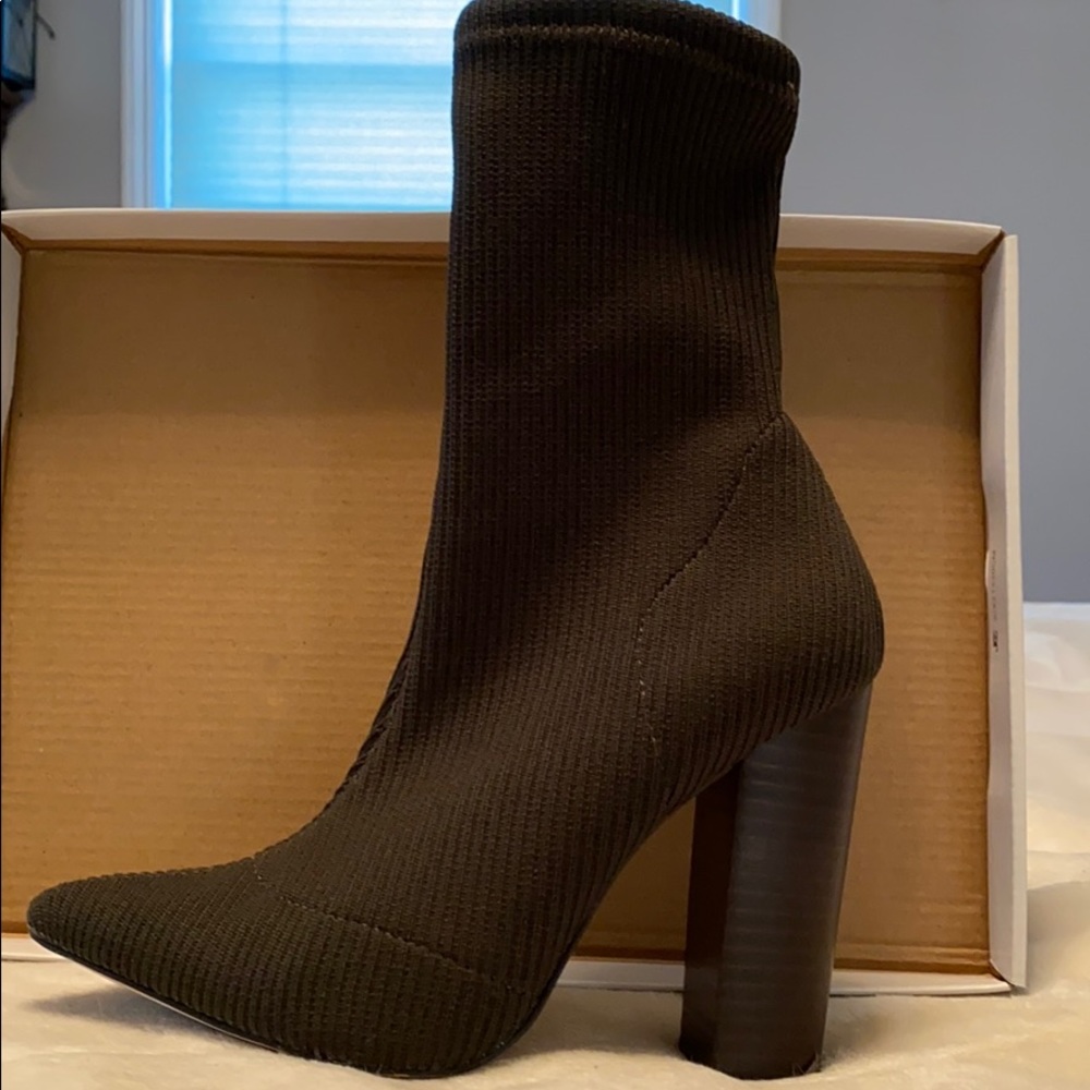 Olive Fabric boots .